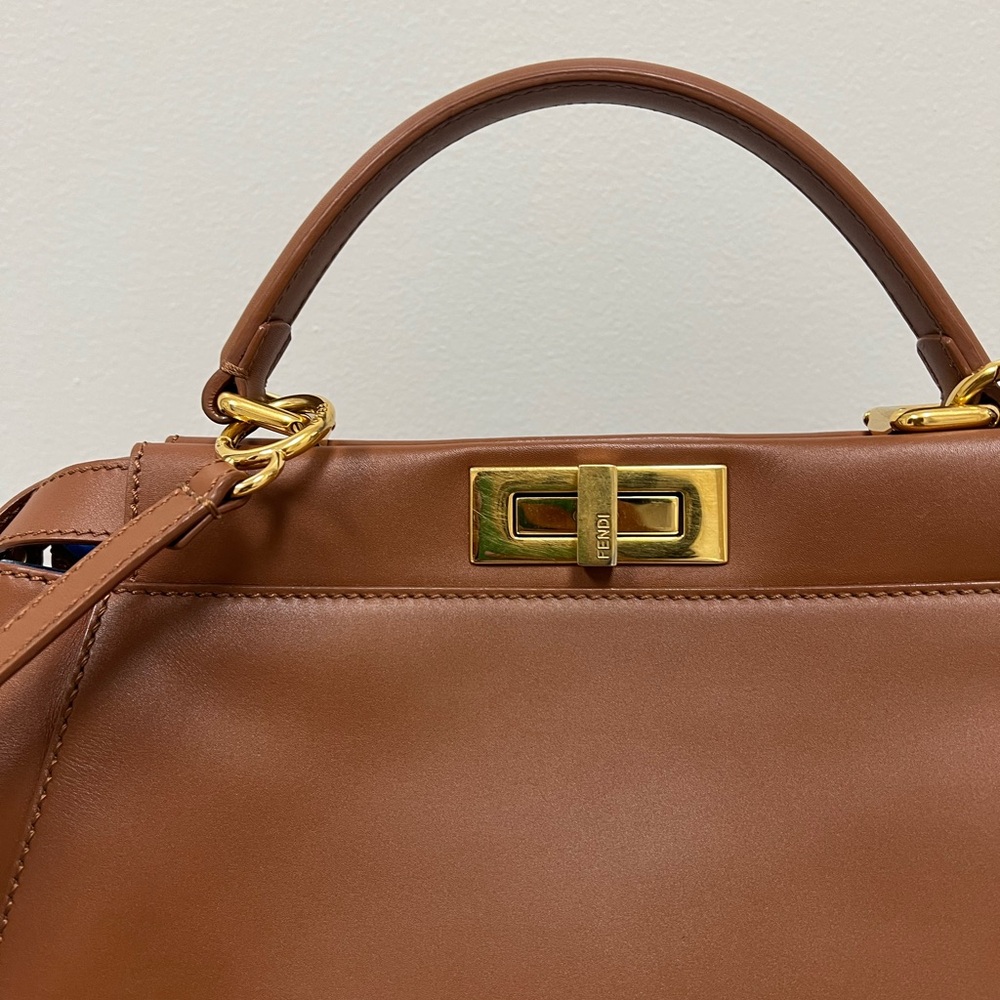 Authentic FENDI Peekaboo - Picture 2 of 8